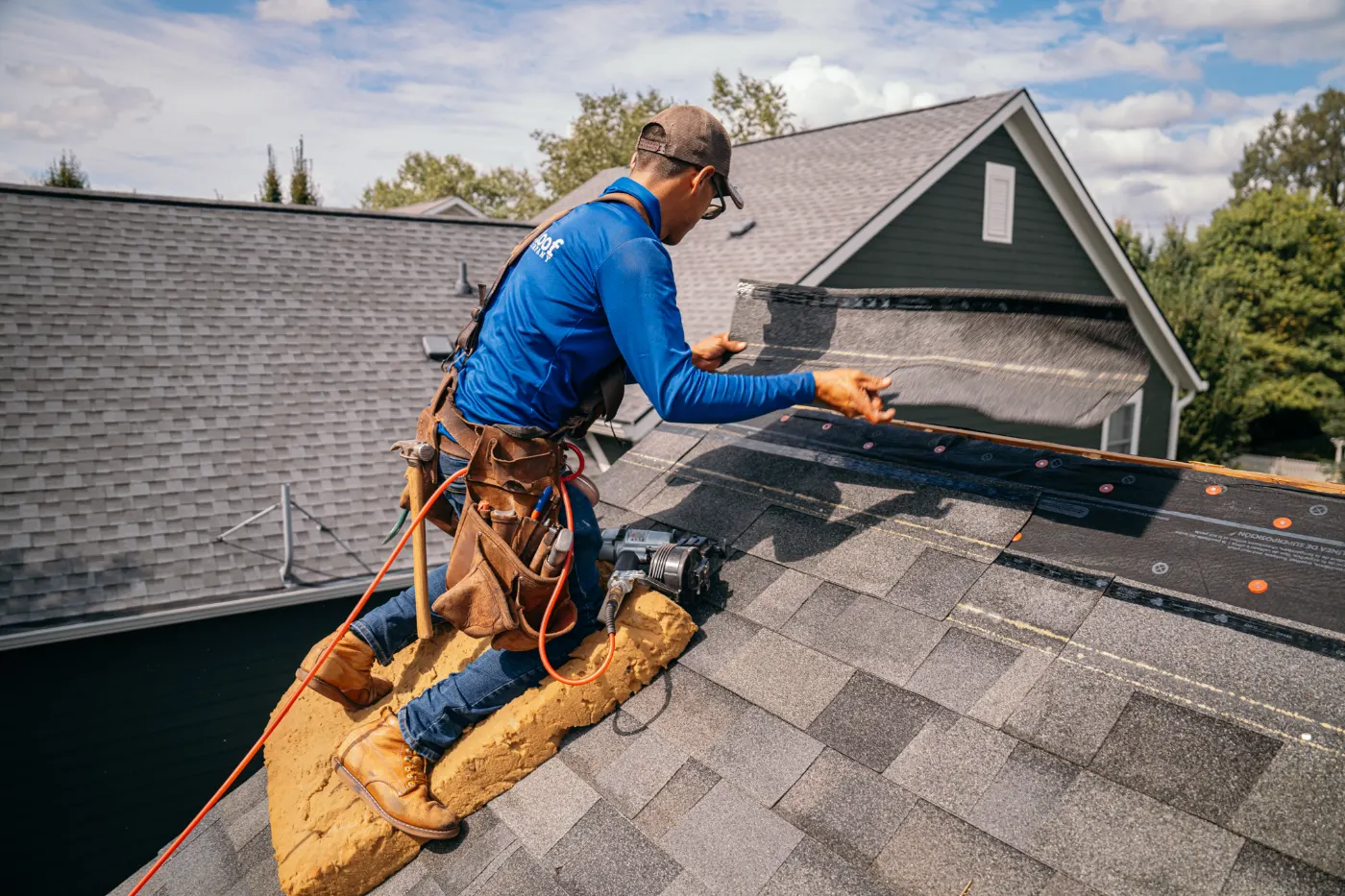 Manufacturer-certified roof installation in Hymera
